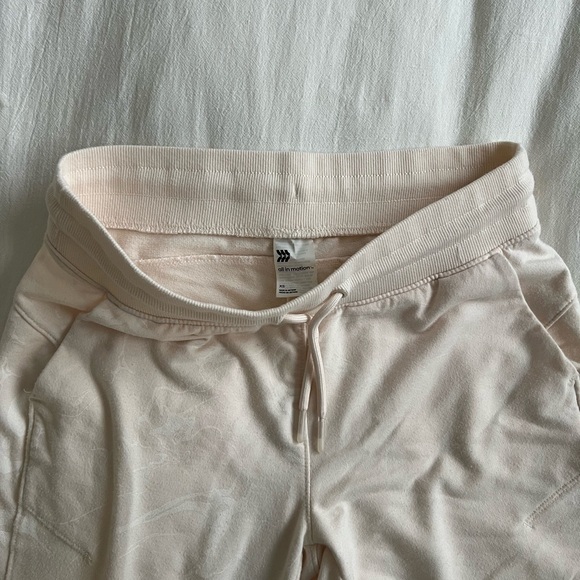 All in motion matching set - Picture 3 of 6